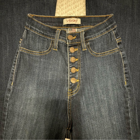 Vibrant MIU Women’s Flare Stretch Button Front Size 5 (W26) Super Soft Like New - Picture 4 of 13